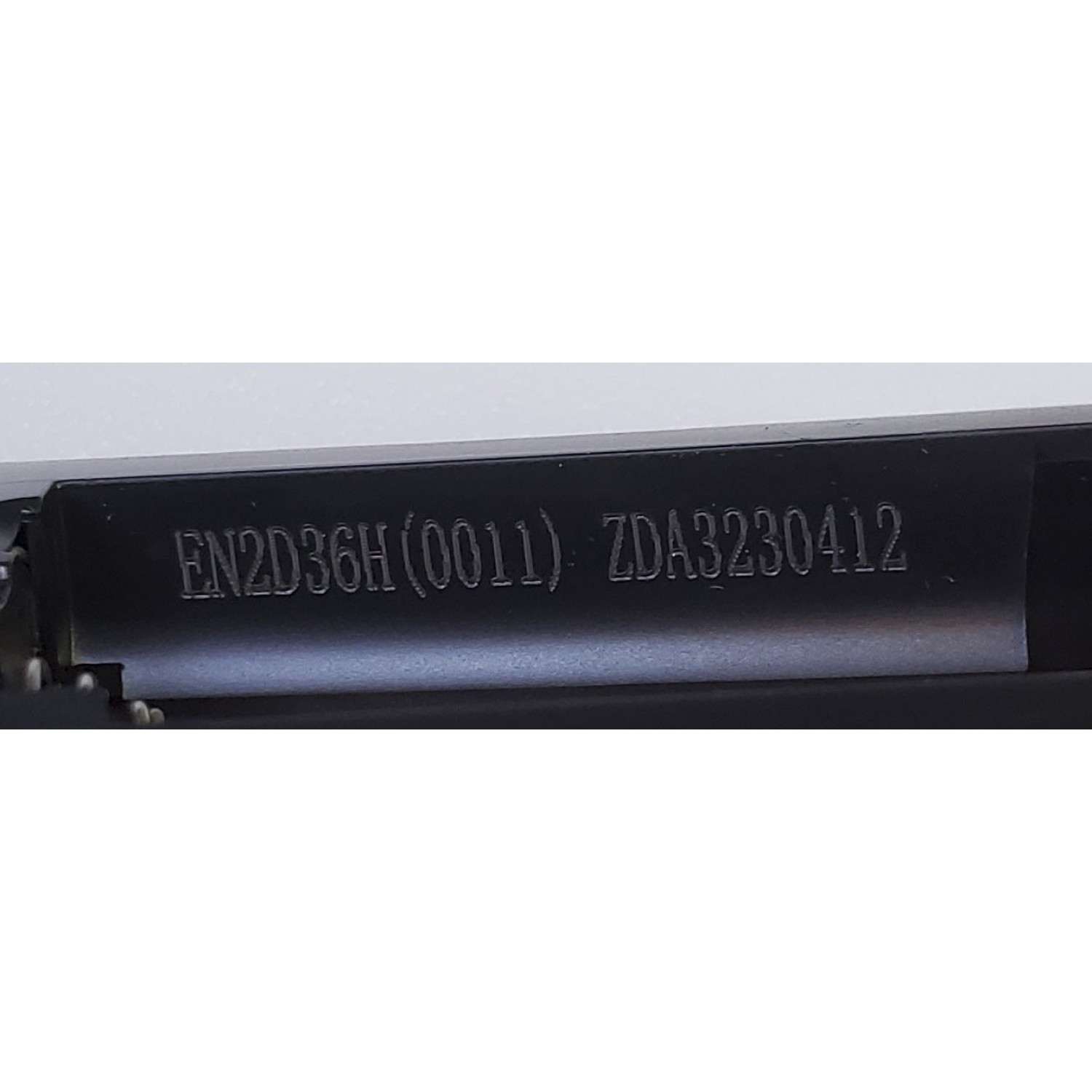 CONTROL REMOTO PARA TV HISENSE NUEVO ORIGINAL / CON COMANDO DE VOZ / SMART TV / NUMERO DE PARTE EN2D36H(0011) / RSAG8.074.6718 / ZDA3230412 / MODELOS 43A6GV / 50A6GV / 55A6GV / 65A6GV / 40A45GV / 43A45GV - Imagen 2
